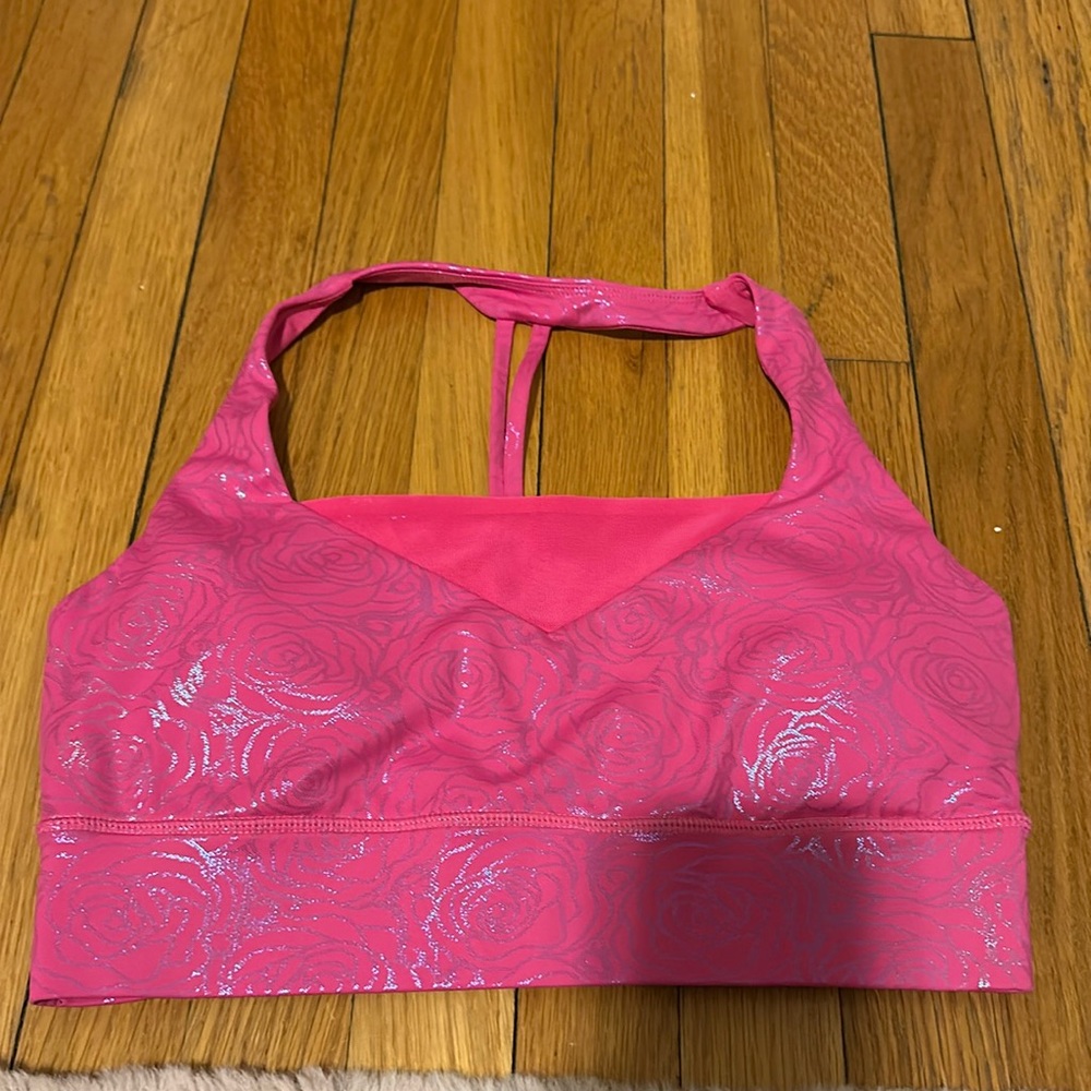 Crowned Athletics Beauty Sleep bra. size large